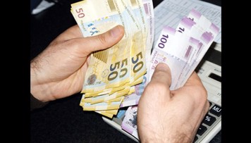 legv-prosesinde-olan-banklarin-emanetcilerine-400-milyon-manatdan-cox-kompensasiya-odenilib